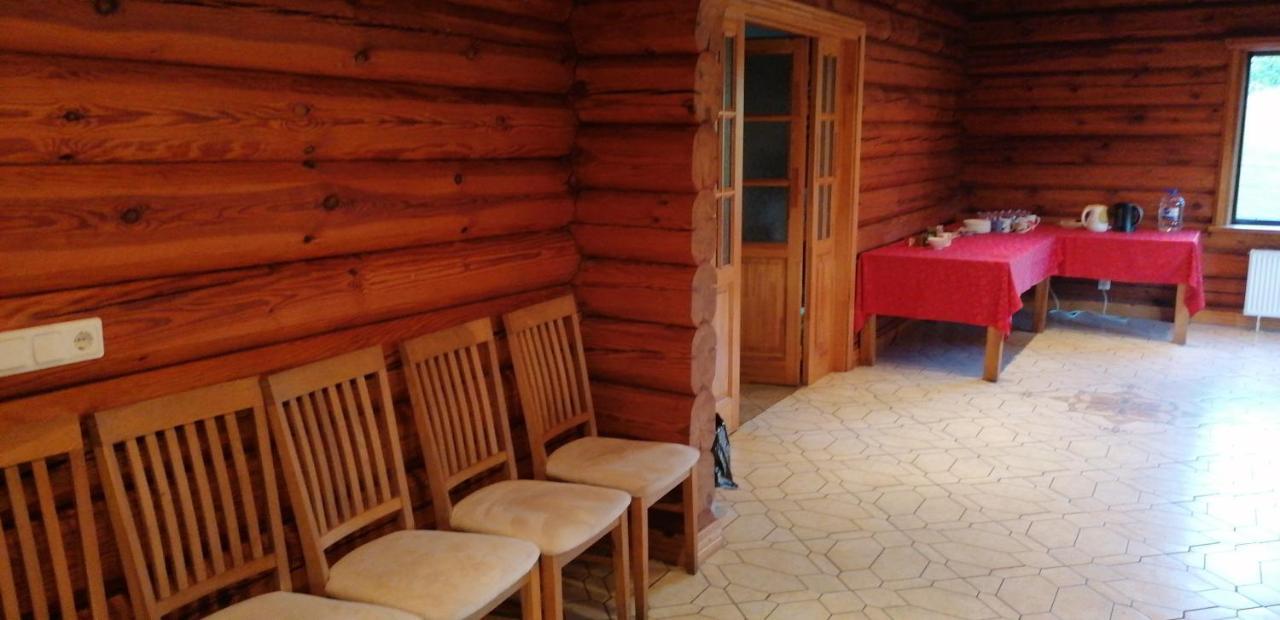 Lielkaibeni Hotel Vecpiebalga Eksteriør billede